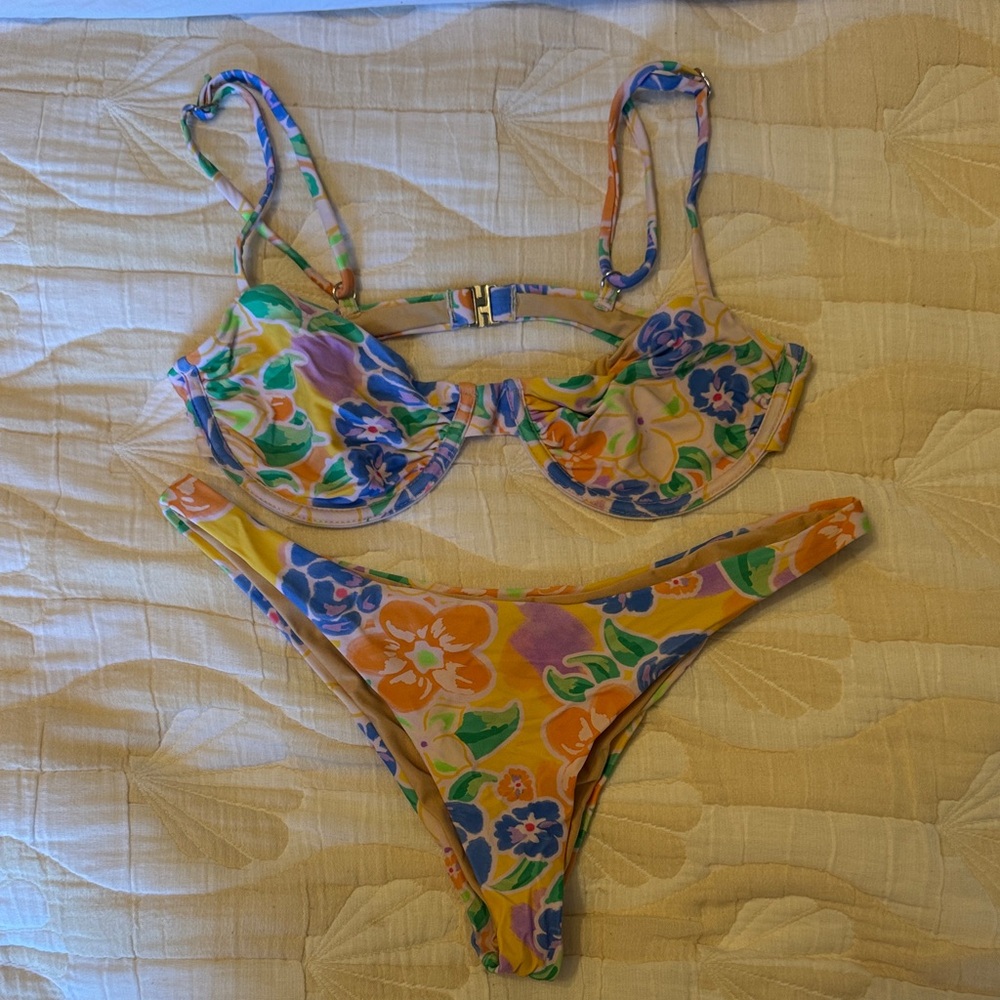 Princess Polly balconette floral bikini